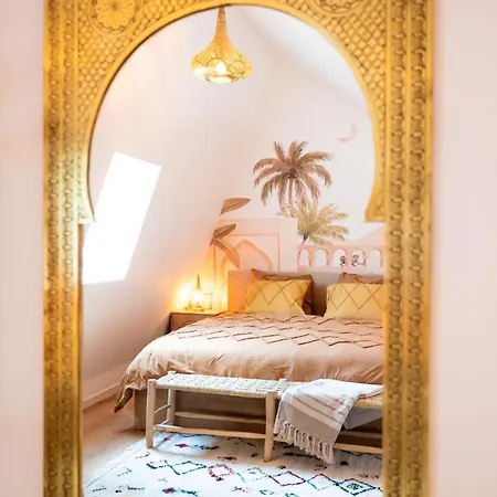L'oasis - Evasion Orientale Et Bain Balneo Xxl * Hastiere-par-dela